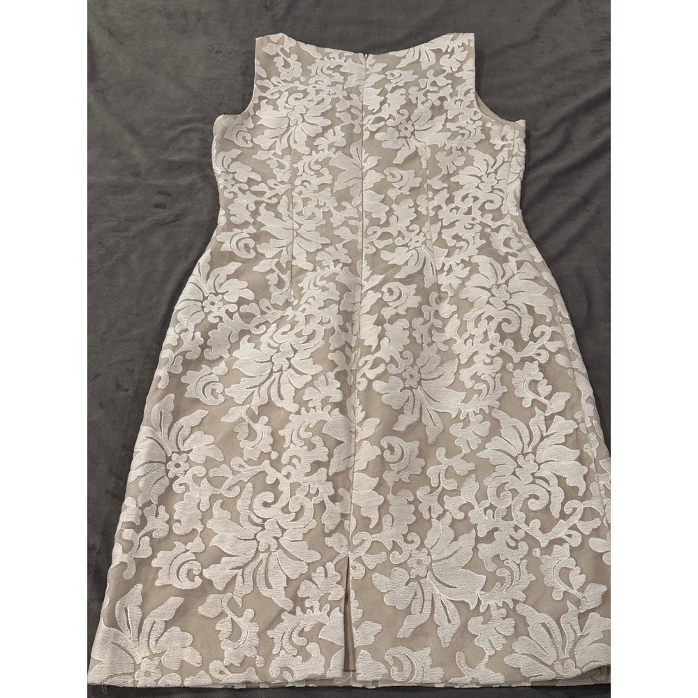 Leslie Fay White Floral Lace Sleeveless Shift Dress Champagne Lining Size 6 - Picture 7 of 7